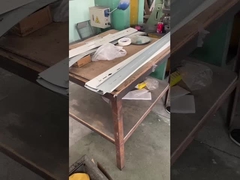 屋外照明: 生産・組立作業所の日常作業.