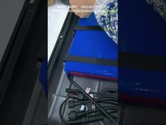 道路で使用される モーションセンサー付きの太陽光路灯です