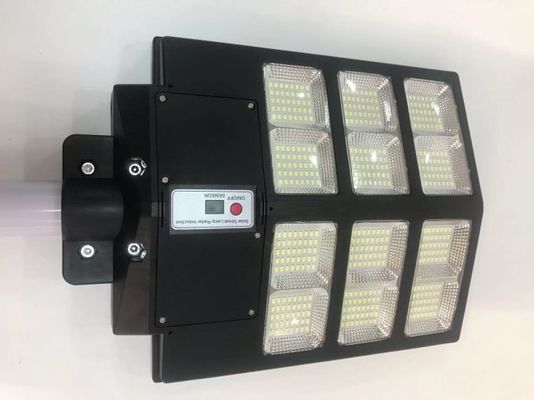 オールインワンABSハウジング 6000K 400W 太陽光LEDストリートライト 高速道路,庭,庭園,道路のためのIP65防水